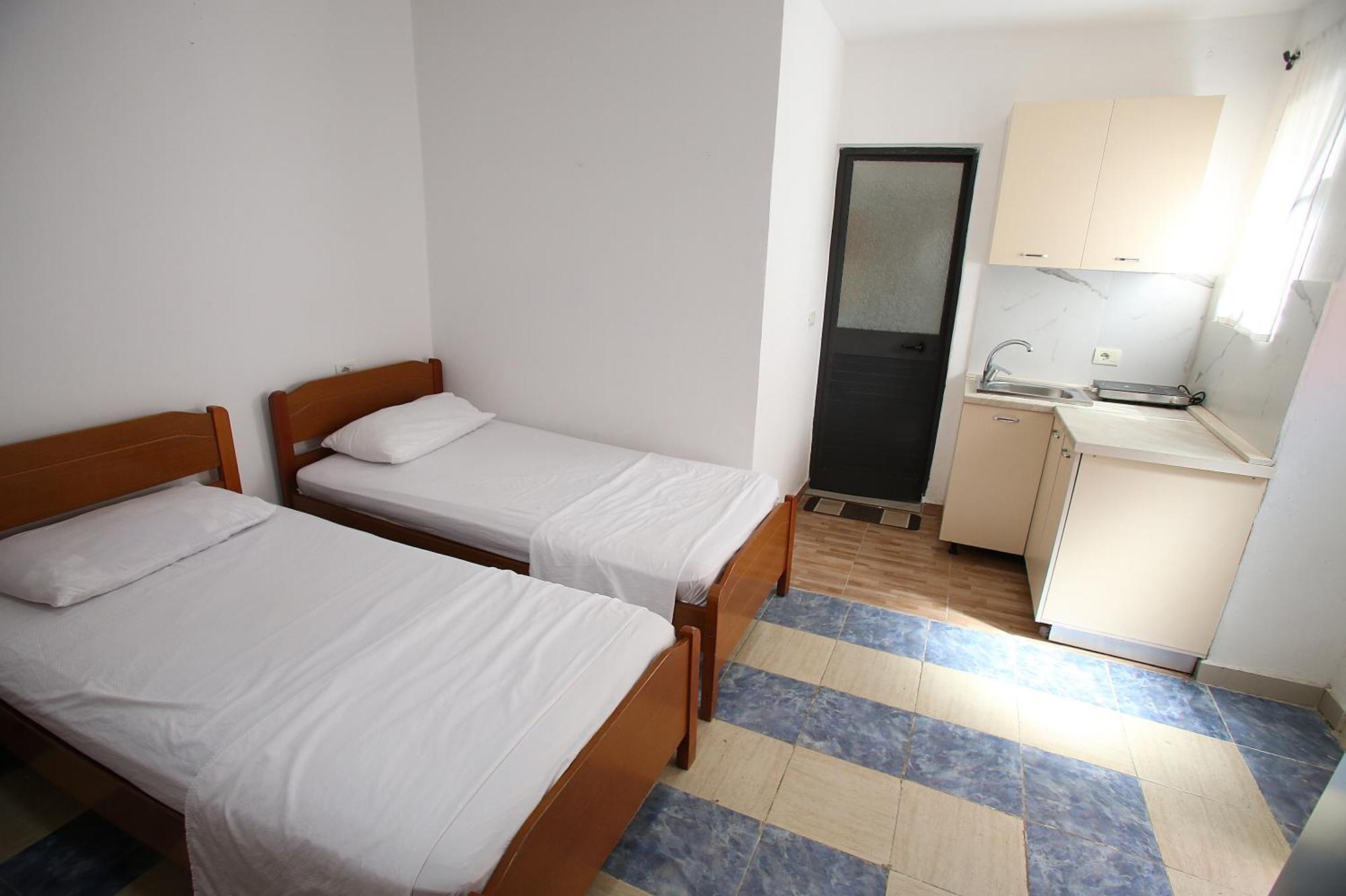 Vila Hyseni Durrës Habitación foto