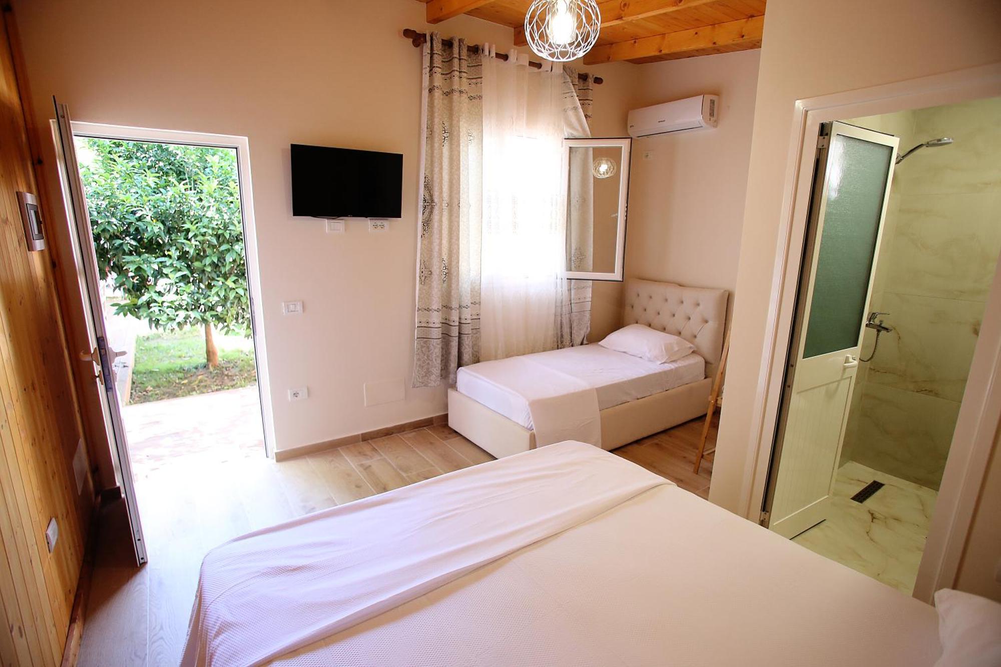 Vila Hyseni Durrës Habitación foto
