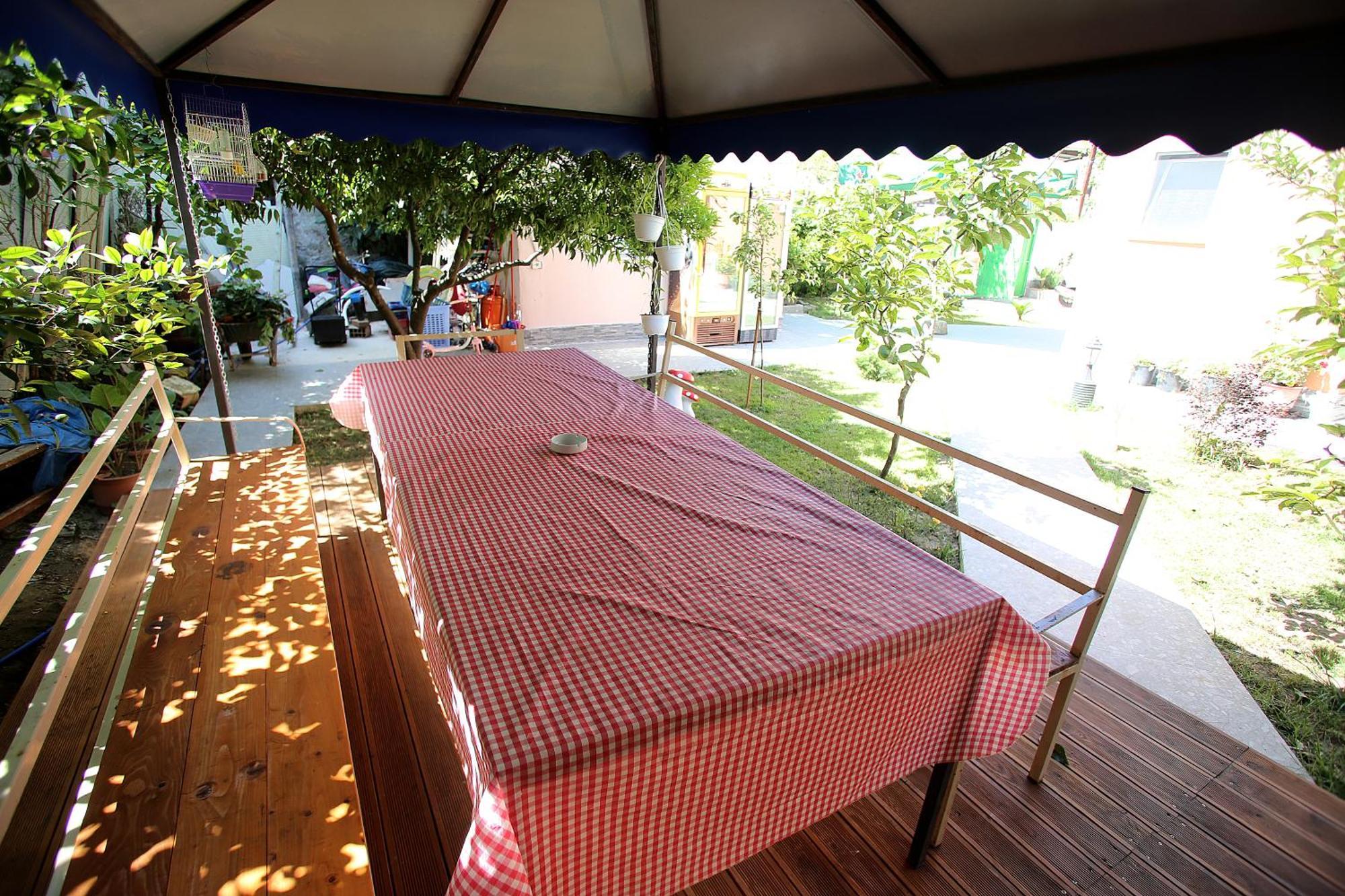 Vila Hyseni Durrës Habitación foto