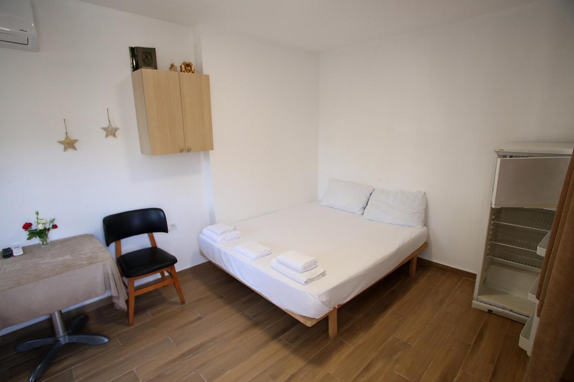 Vila Hyseni Durrës Habitación foto