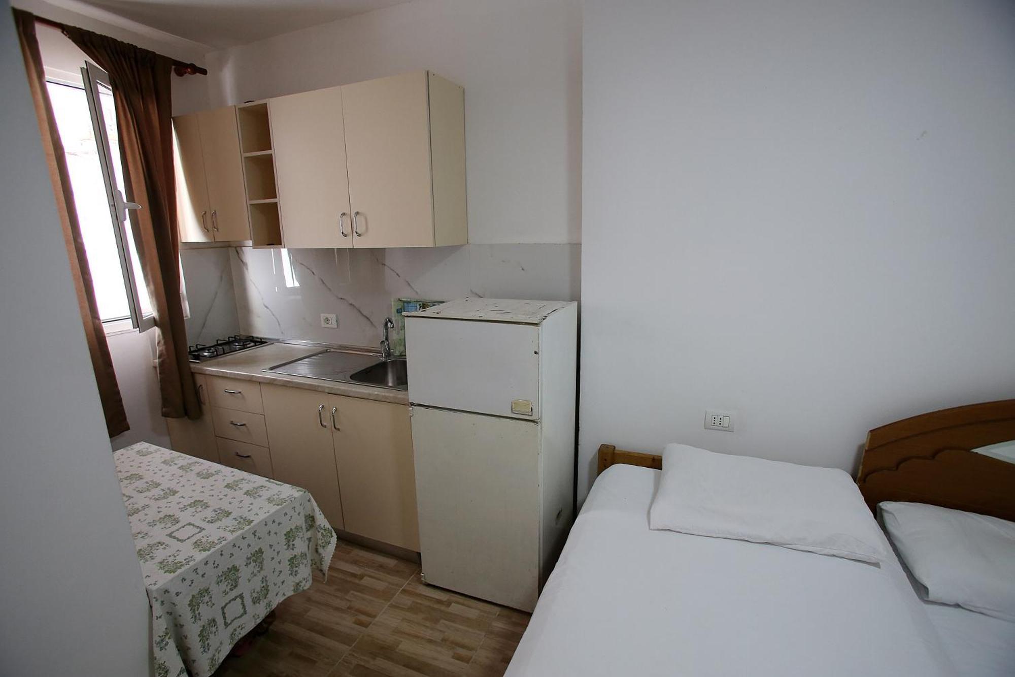 Vila Hyseni Durrës Habitación foto
