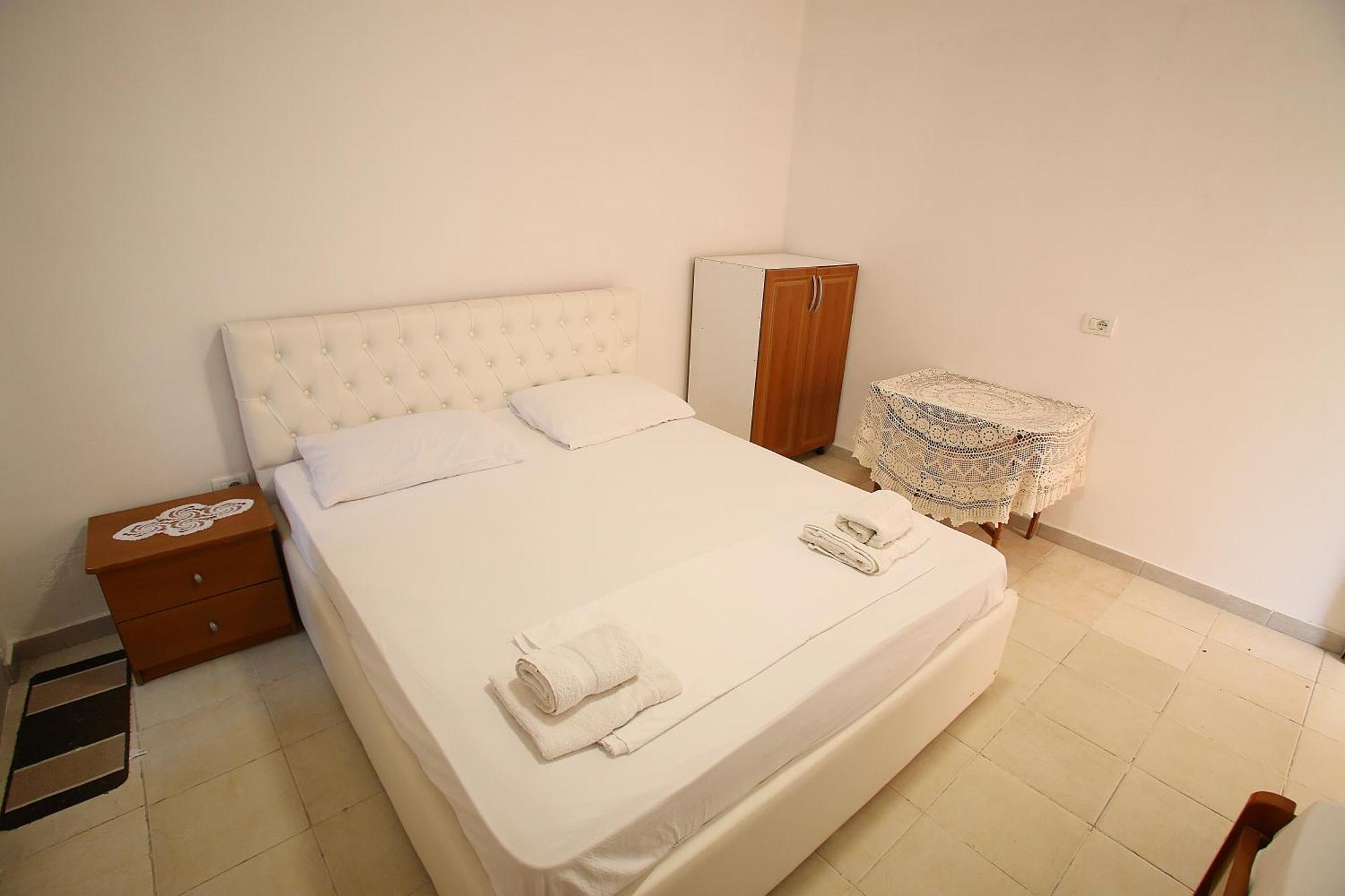 Vila Hyseni Durrës Habitación foto