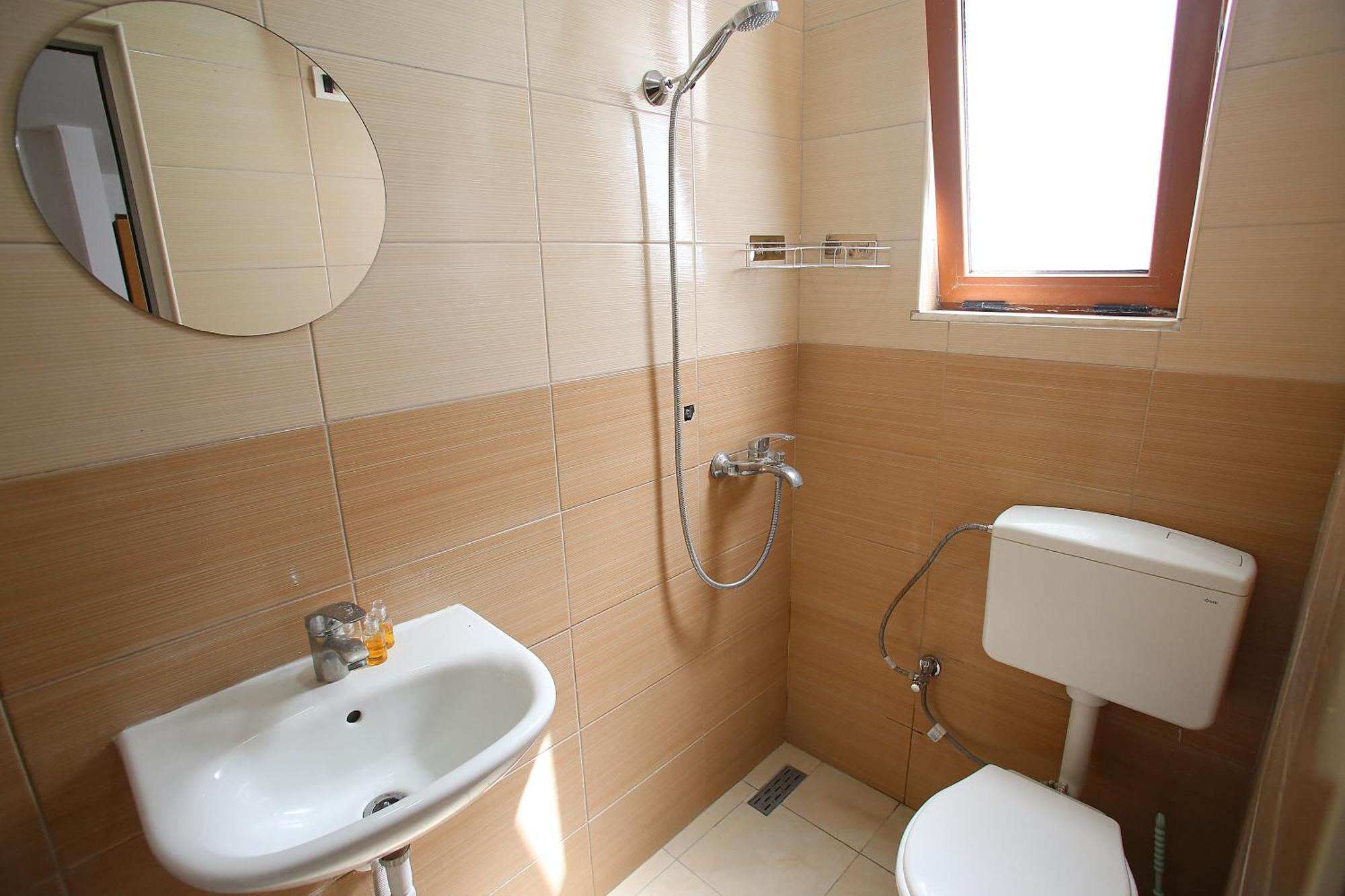 Vila Hyseni Durrës Habitación foto